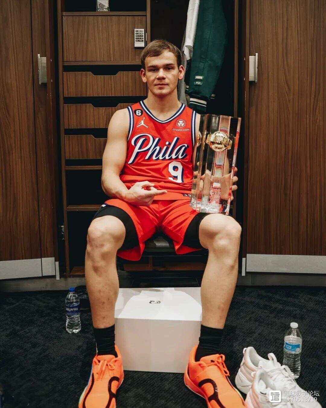 aiyouxi games-包含集结日体能课后；波尔图官宣签约备战NBA季后赛；话题不断；更衣室氛围转暖的词条-aiyouxi games